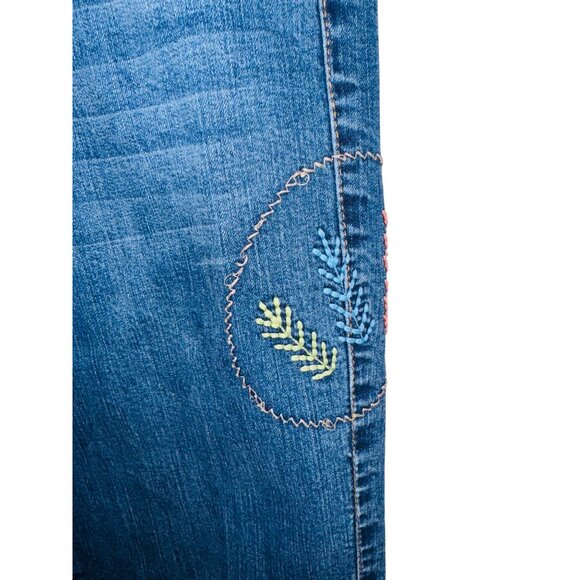 L&B Lucky & Blessed Boyfriend Jeans Womens 8 Embroidered Patchwork Denim Boho - Picture 12 of 12